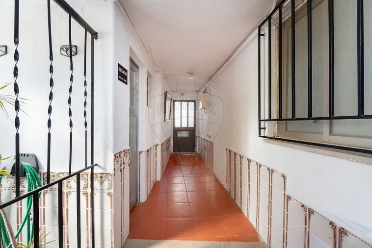 Moradia T4 para Venda em Lagos (São Sebastião e Santa Maria) Foto 17