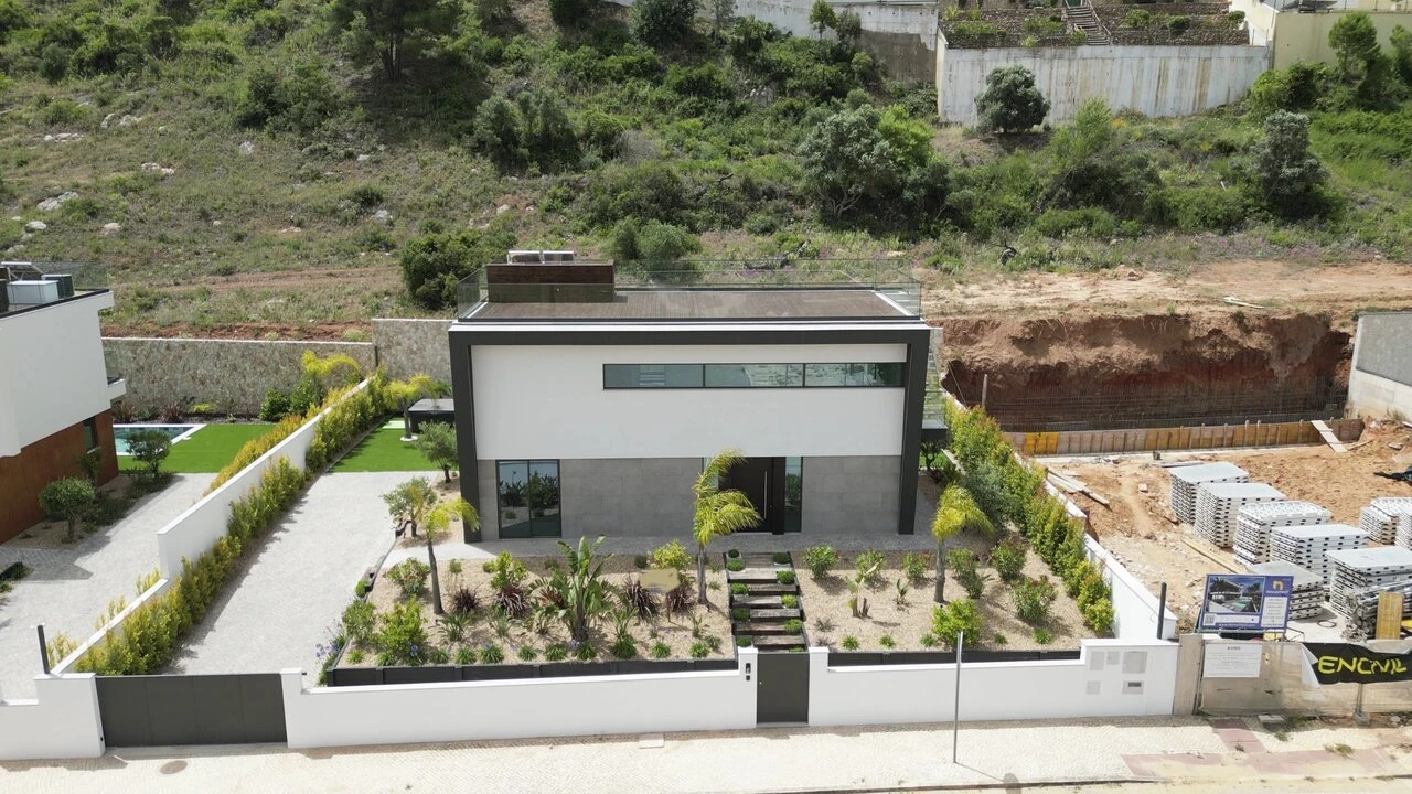 Moradia T4 para Venda em Albufeira e Olhos de Água Foto 5