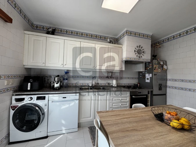 Apartamento T2 para Venda em Almeirim Foto 7
