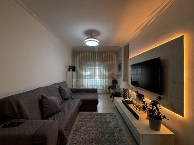 Apartamento T2 para Venda em Almeirim Foto 12