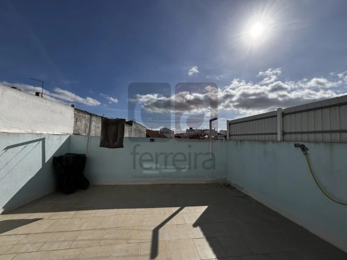 Apartamento T2 para Venda em Almeirim Foto 32