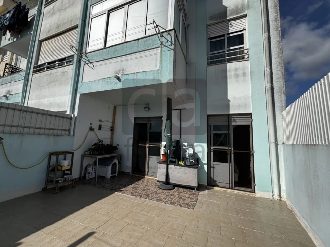 Apartamento T2 para Venda em Almeirim Foto 34