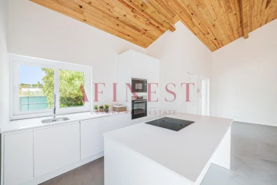 Moradia T2 para Arrendamento em Cascais e Estoril