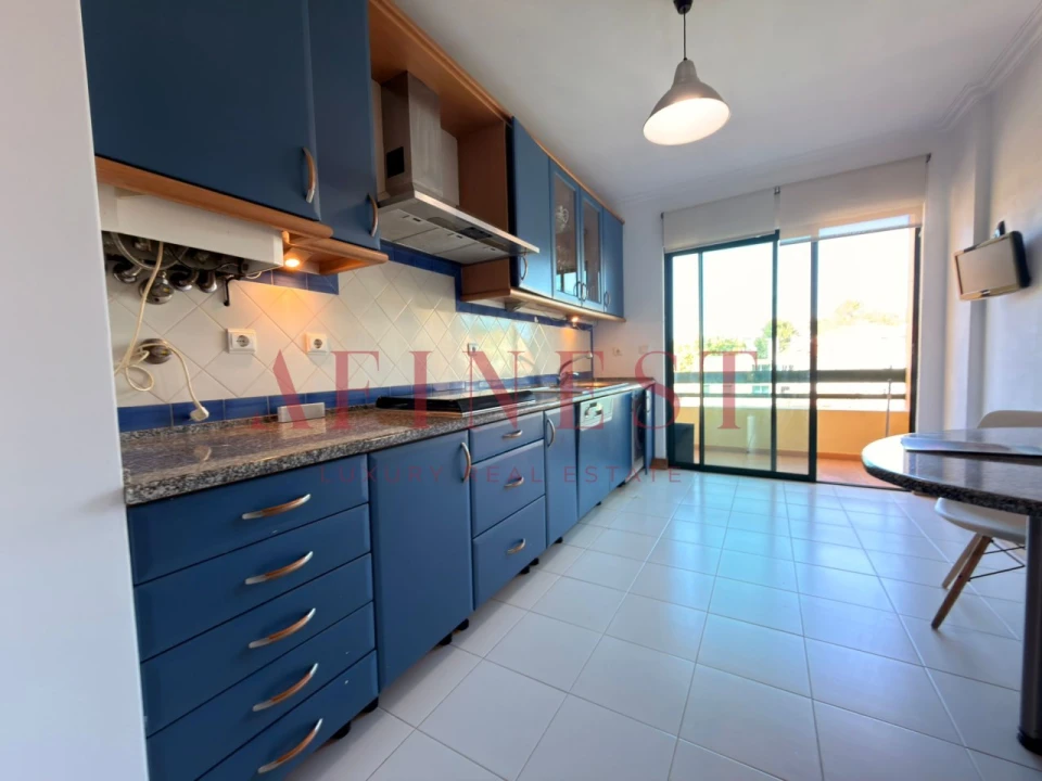 Apartamento T2 para Venda em Algés, Linda-A-Velha e Cruz Quebrada-Dafundo Foto 11