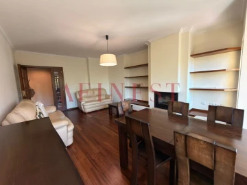 Apartamento T2 para Venda em Algés, Linda-A-Velha e Cruz Quebrada-Dafundo