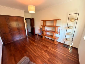 Apartamento T2 para Venda em Algés, Linda-A-Velha e Cruz Quebrada-Dafundo