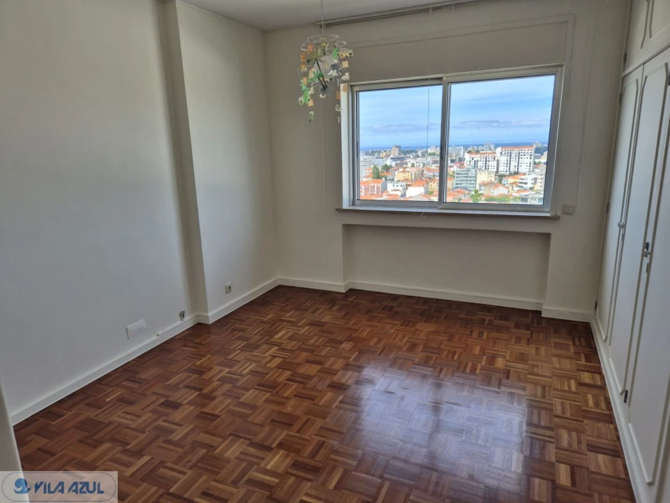 Apartamento T4 para Arrendamento em Cedofeita, Santo Ildefonso, Sé, Miragaia, São Nicolau e Vitória Foto 1