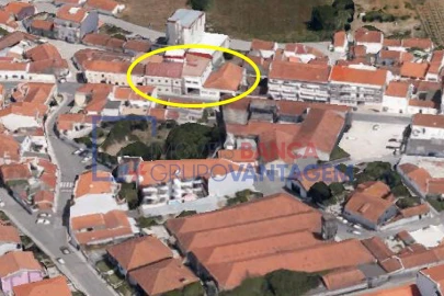 Armazém para Venda em Gaeiras