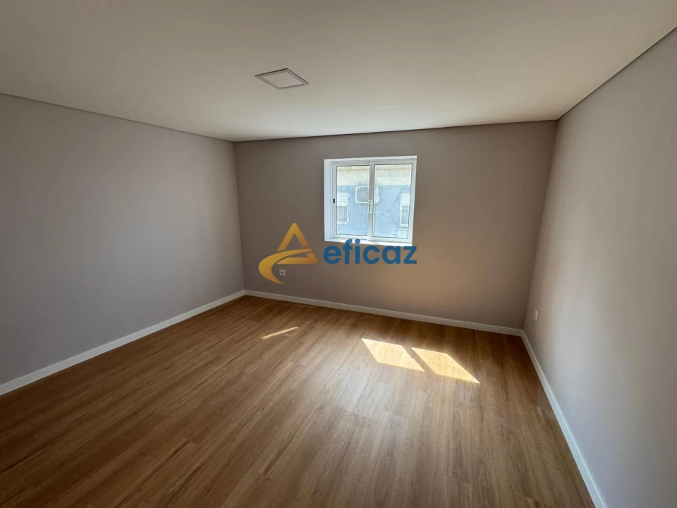Apartamento T2 para Venda em Penafiel Foto 9