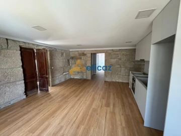 Apartamento T2 para Venda em Penafiel