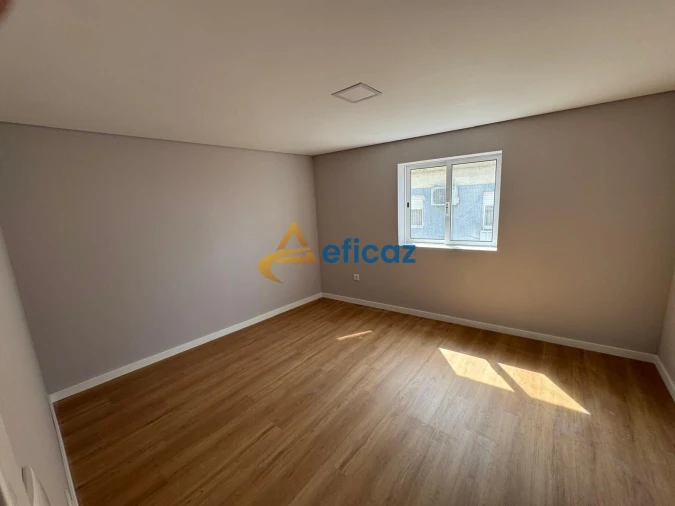 Apartamento T2 para Venda em Penafiel Foto 8