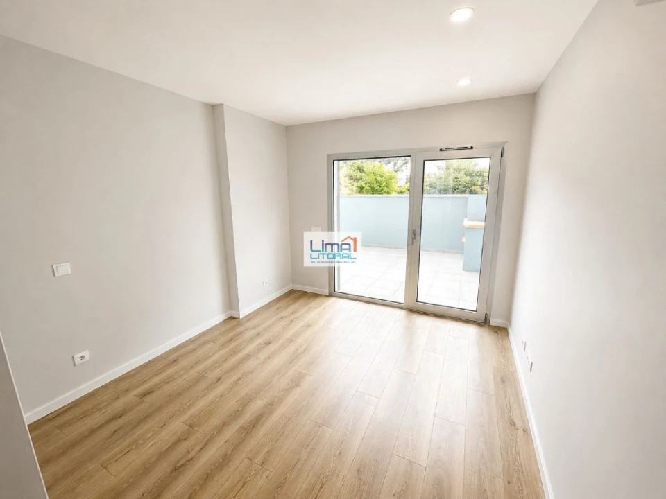 Apartamento T2 para Venda em Marrazes e Barosa Foto 7