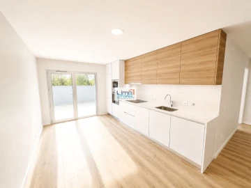 Apartamento T2 para Venda em Marrazes e Barosa