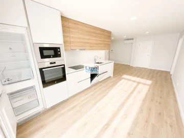 Apartamento T2 para Venda em Marrazes e Barosa