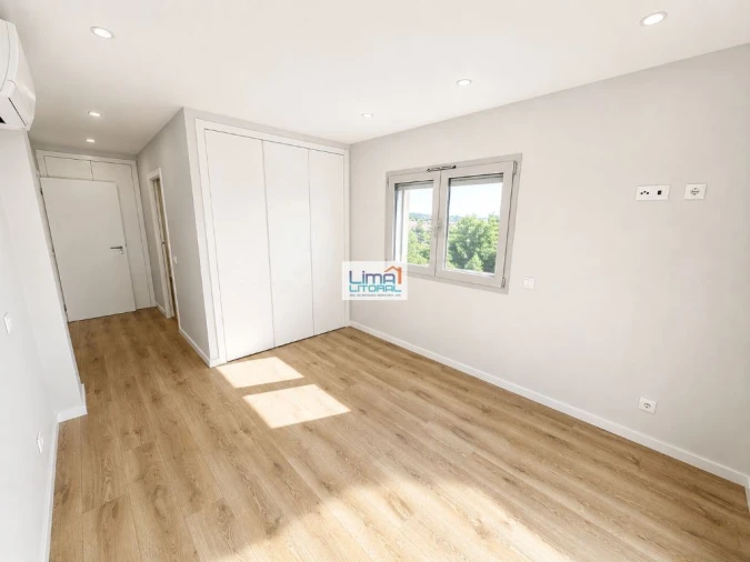 Apartamento T2 para Venda em Marrazes e Barosa Foto 9