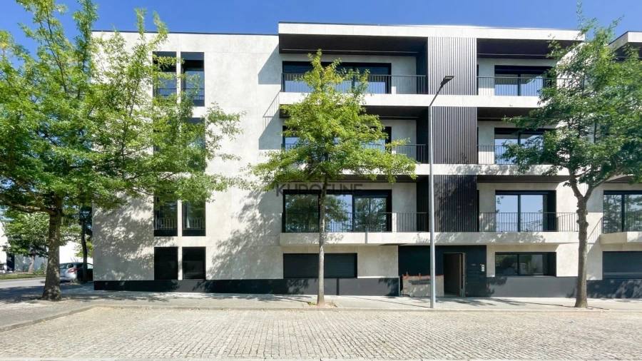 Apartamento T3 para Venda em Avintes Foto 2