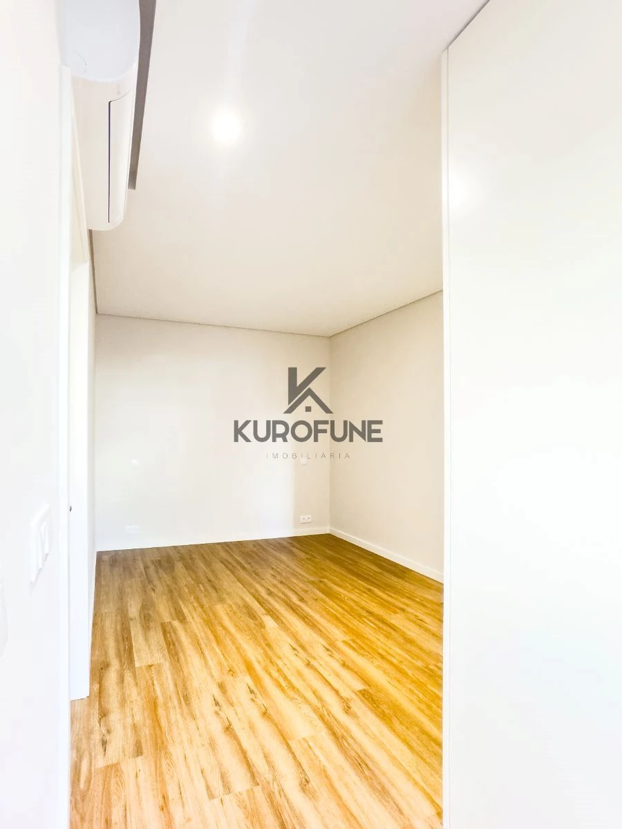 Apartamento T3 para Venda em Avintes Foto 11
