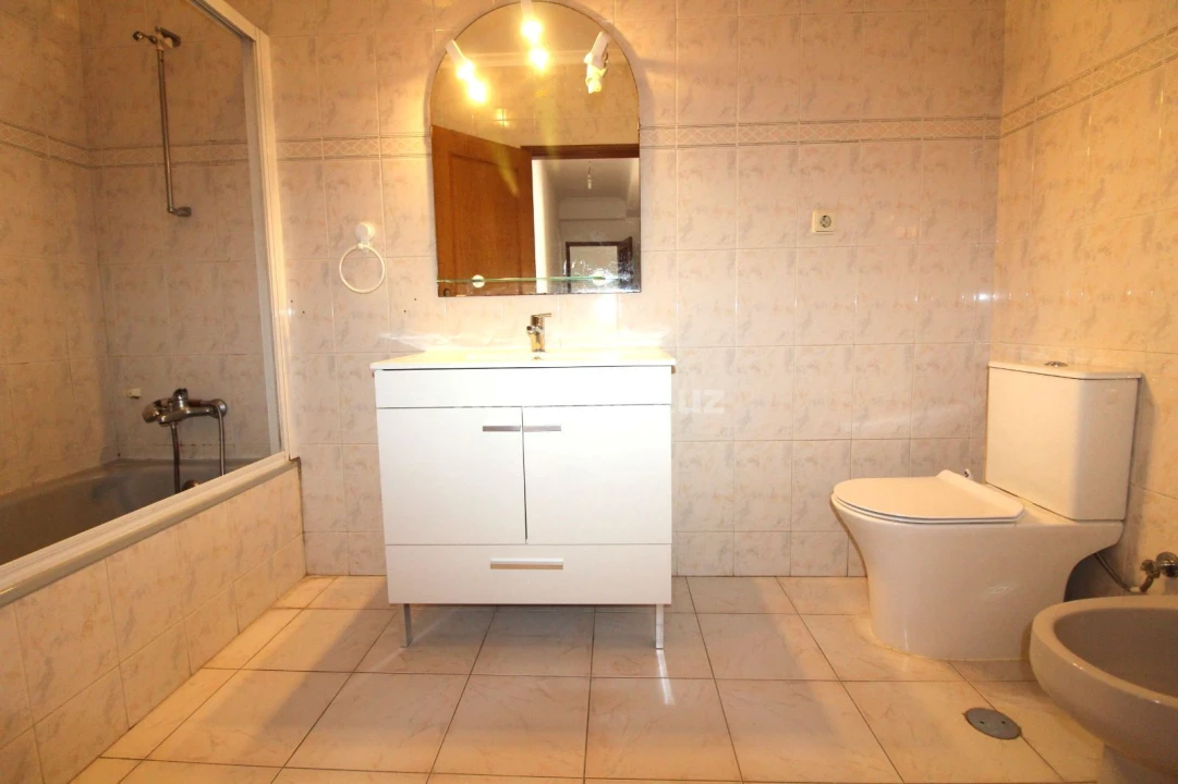 Apartamento T3 para Arrendamento em Leiria, Pousos, Barreira e Cortes Foto 8