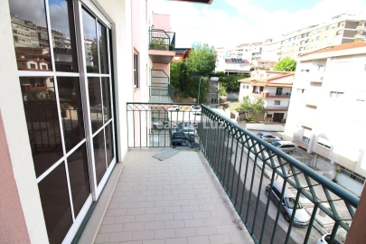 Apartamento T3 para Arrendamento em Leiria, Pousos, Barreira e Cortes
