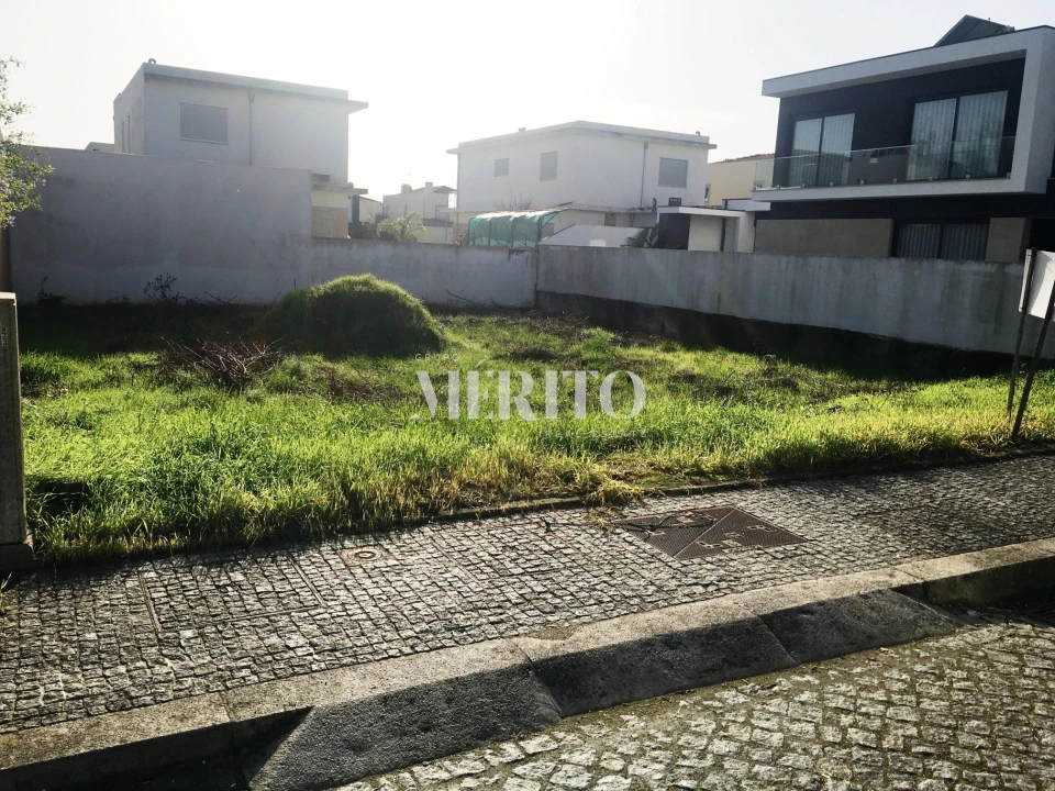 Terreno para Venda em Balazar Foto 2