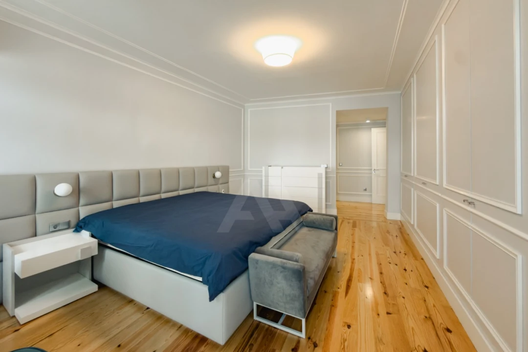 Apartamento T2 para Arrendamento em Santo António Foto 23