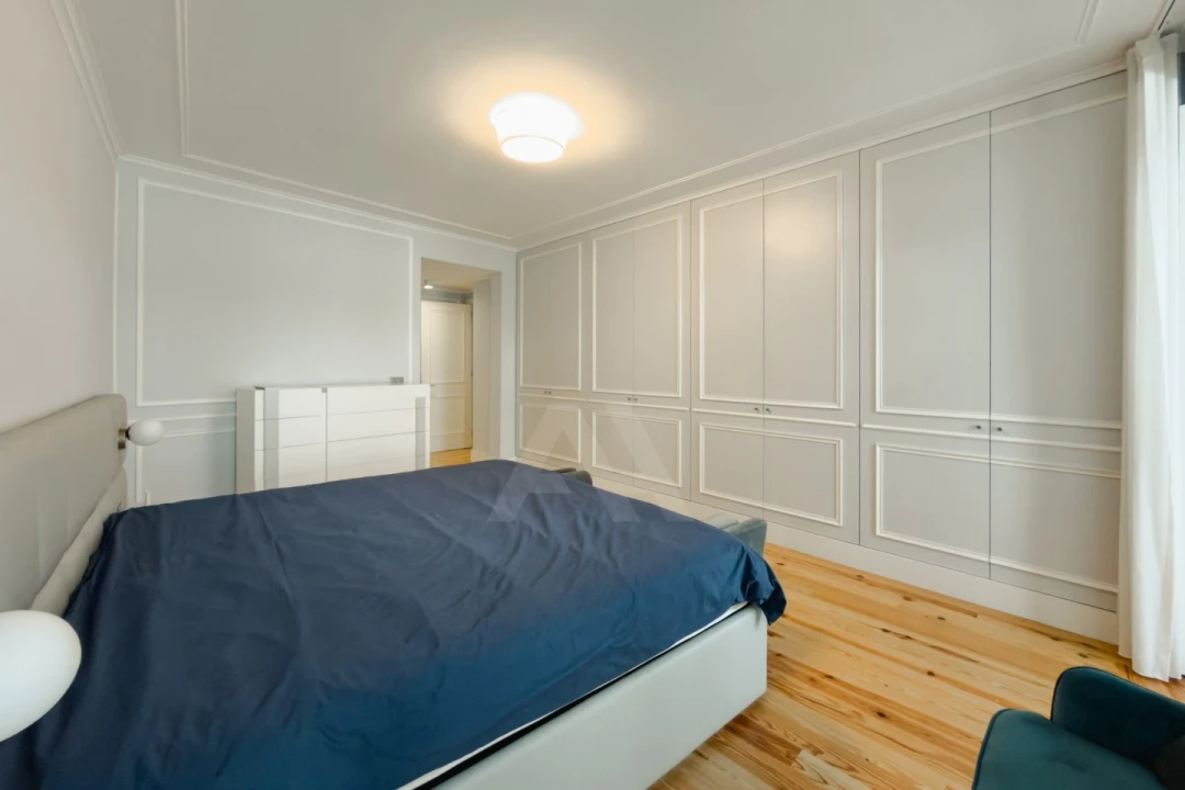 Apartamento T2 para Arrendamento em Santo António Foto 24