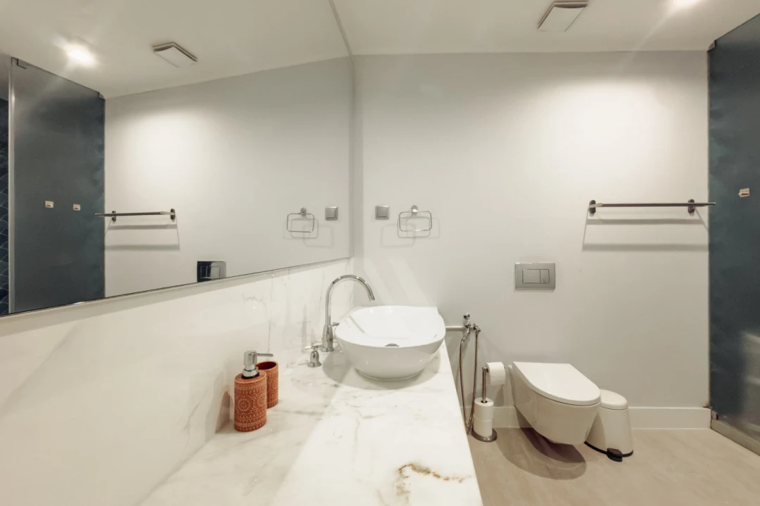 Apartamento T2 para Arrendamento em Santo António Foto 30