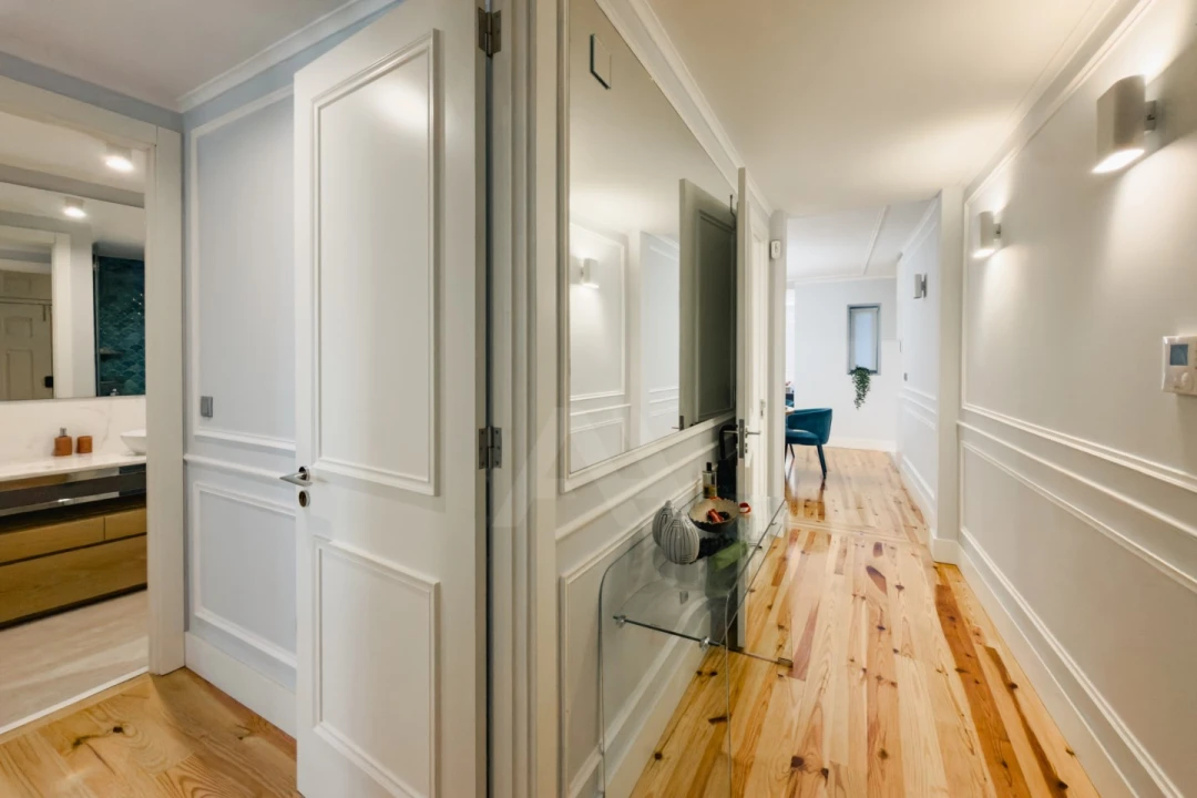 Apartamento T2 para Arrendamento em Santo António Foto 32