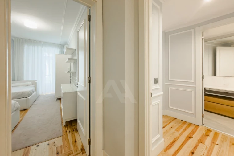 Apartamento T2 para Arrendamento em Santo António Foto 17