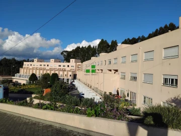 Loja para Venda em Sandim, Olival, Lever e Crestuma