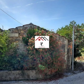Moradia T2 para Venda em Arrifana