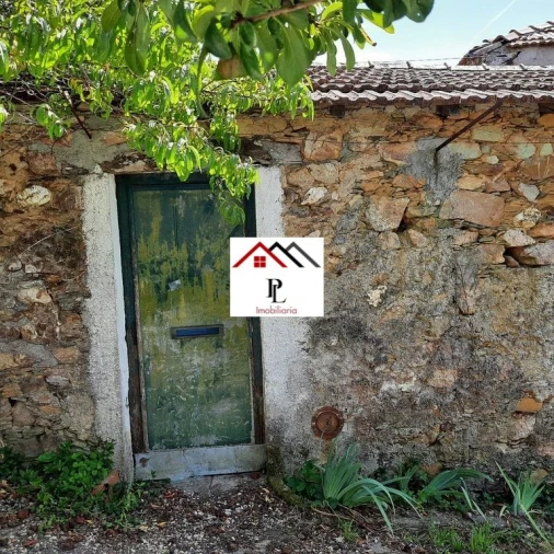 Moradia T2 para Venda em Arrifana Foto 7