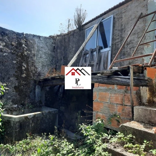 Moradia T2 para Venda em Arrifana Foto 5