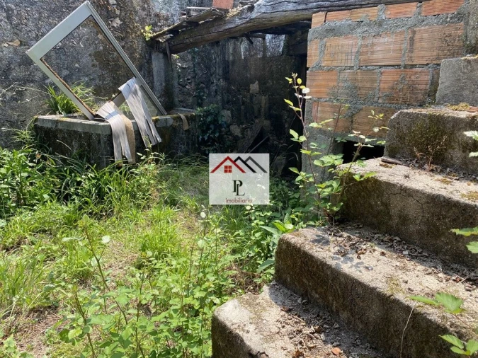 Moradia T2 para Venda em Arrifana Foto 15