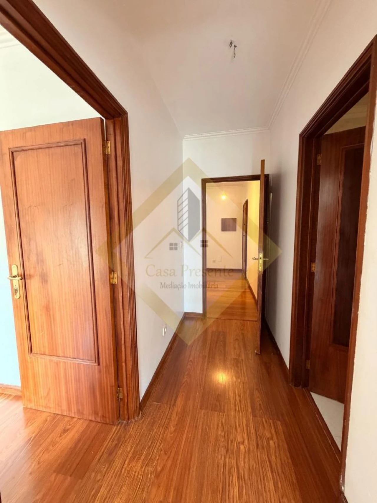 Apartamento T2 para Venda em Oliveira do Douro Foto 24