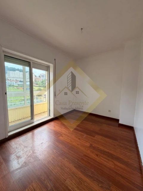 Apartamento T2 para Venda em Oliveira do Douro