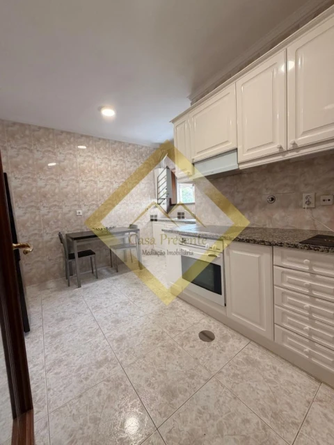 Apartamento T2 para Venda em Oliveira do Douro
