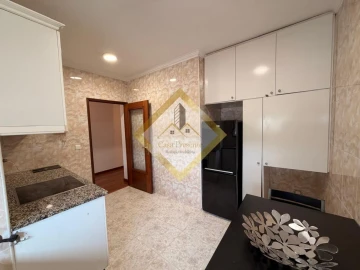 Apartamento T2 para Venda em Oliveira do Douro
