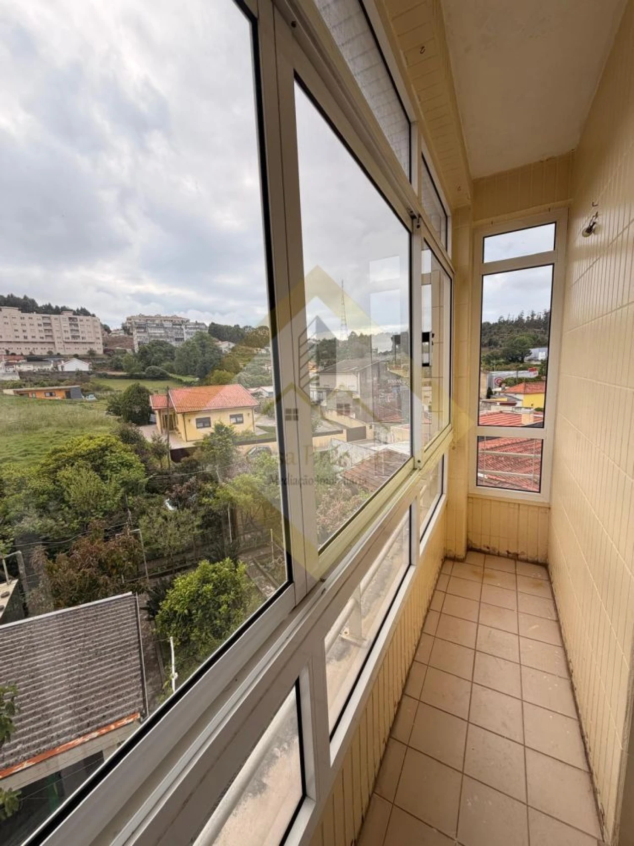 Apartamento T2 para Venda em Oliveira do Douro Foto 23
