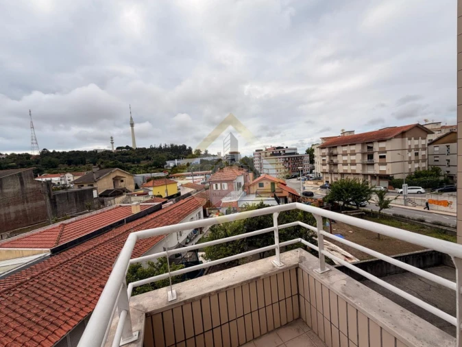 Apartamento T2 para Venda em Oliveira do Douro Foto 5