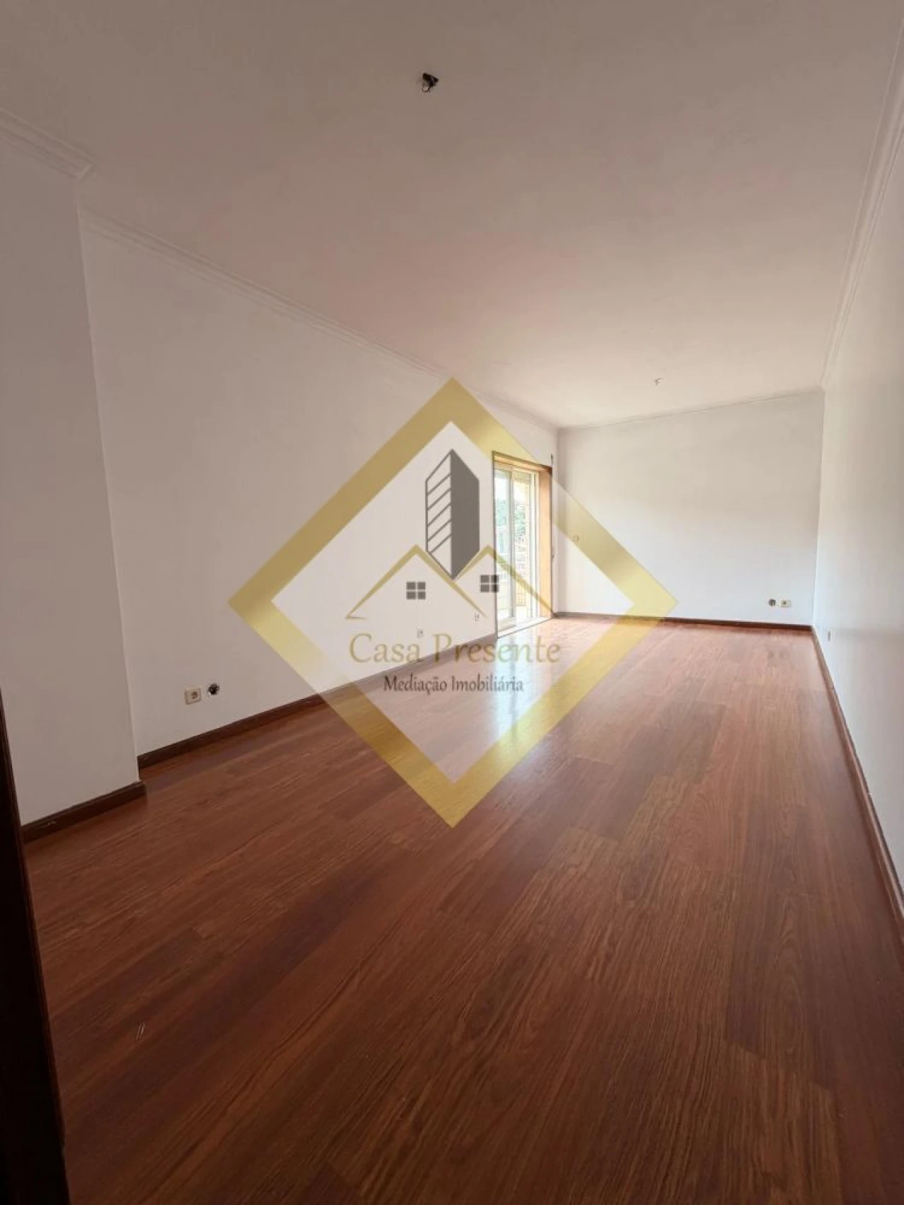 Apartamento T2 para Venda em Oliveira do Douro Foto 3