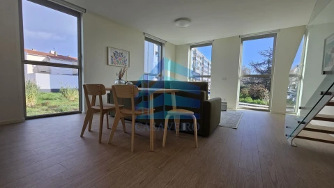 Apartamento T1 para Arrendamento em Esgueira