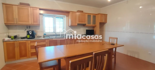 Moradia T2 para Venda em Oiã