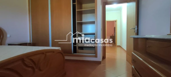 Moradia T2 para Venda em Oiã