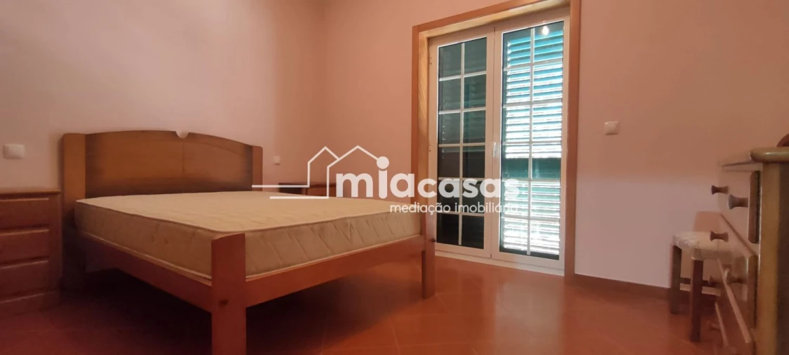 Moradia T2 para Venda em Oiã Foto 10