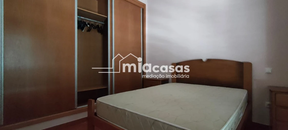 Moradia T2 para Venda em Oiã Foto 7