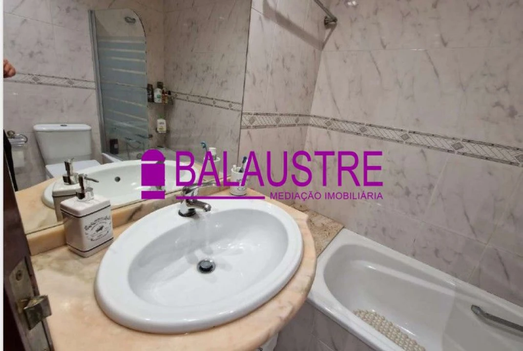 Apartamento T3 para Arrendamento em Ferreiros e Gondizalves Foto 10