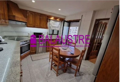 Apartamento T3 para Arrendamento em Ferreiros e Gondizalves