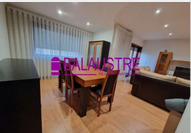 Apartamento T3 para Arrendamento em Ferreiros e Gondizalves