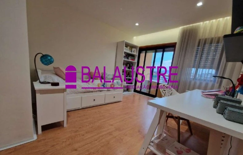 Apartamento T3 para Arrendamento em Ferreiros e Gondizalves Foto 8